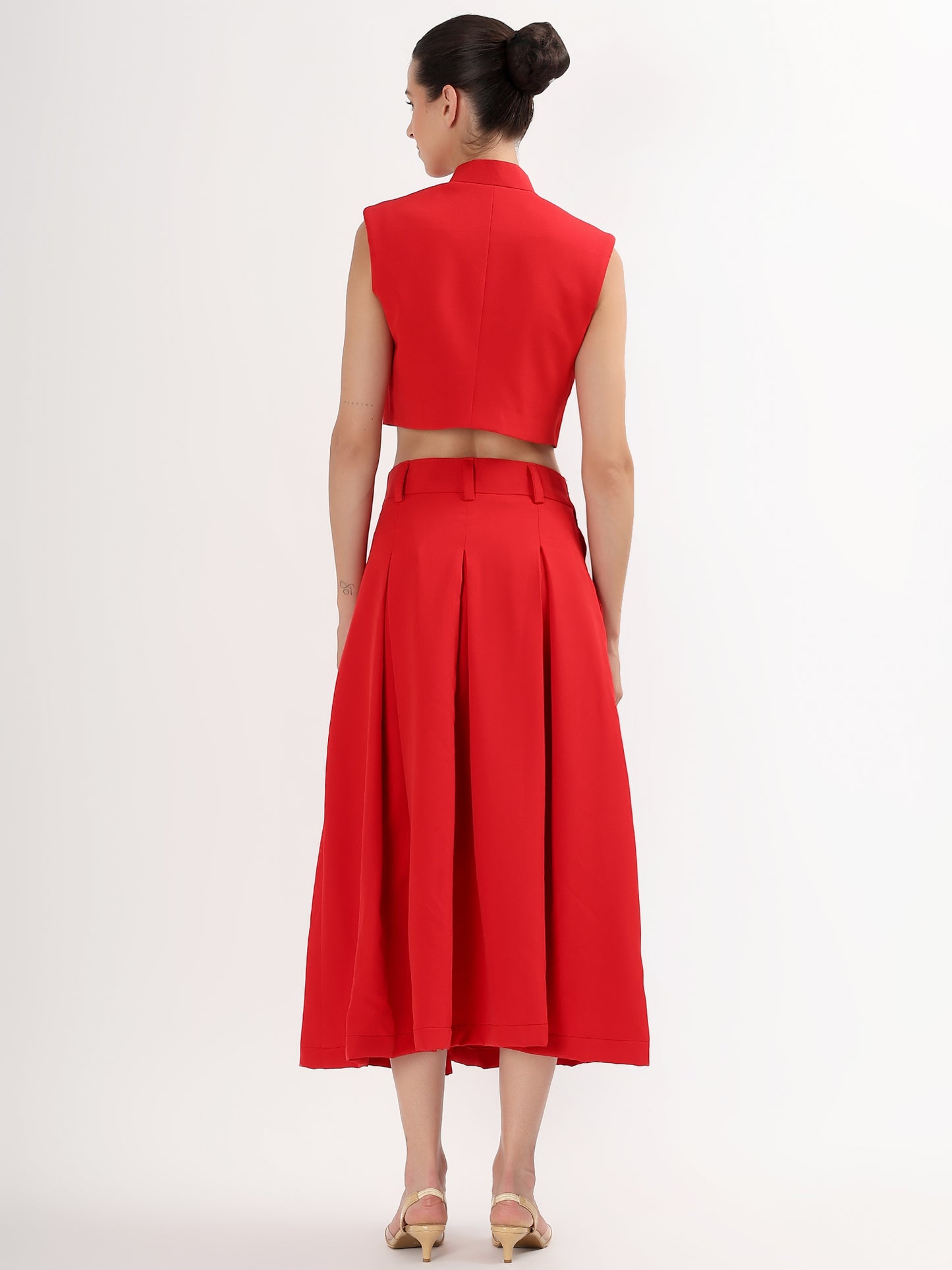 Red Structured Sleeveless Crop Top with Padded Shoulders