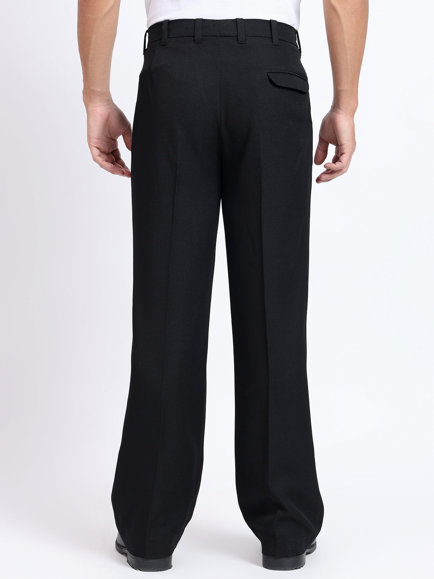 Straight Edge Pleated Tailored Trousers - Black